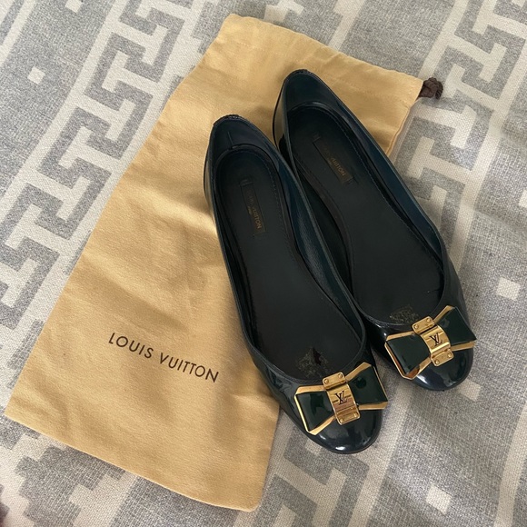 Louis Vuitton Shoes - Louis Vuitton Flats